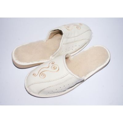 Women's White Leather Slippers With Sheep's Wool and Embroidery