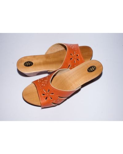 Women's Light Brown Leather With Wooden Sole Slippers