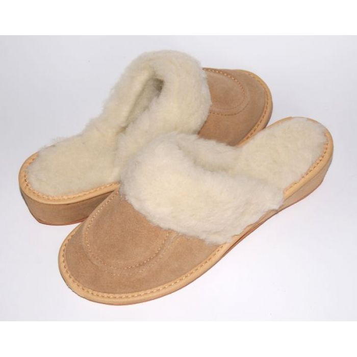 Beige Suede Women's Slippers With Sheep's Wool